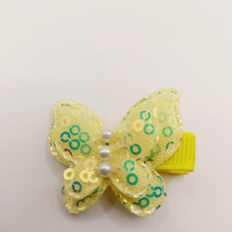 Haarspeld aligatorclip 3 cm met omhulsde stof vlinder geel