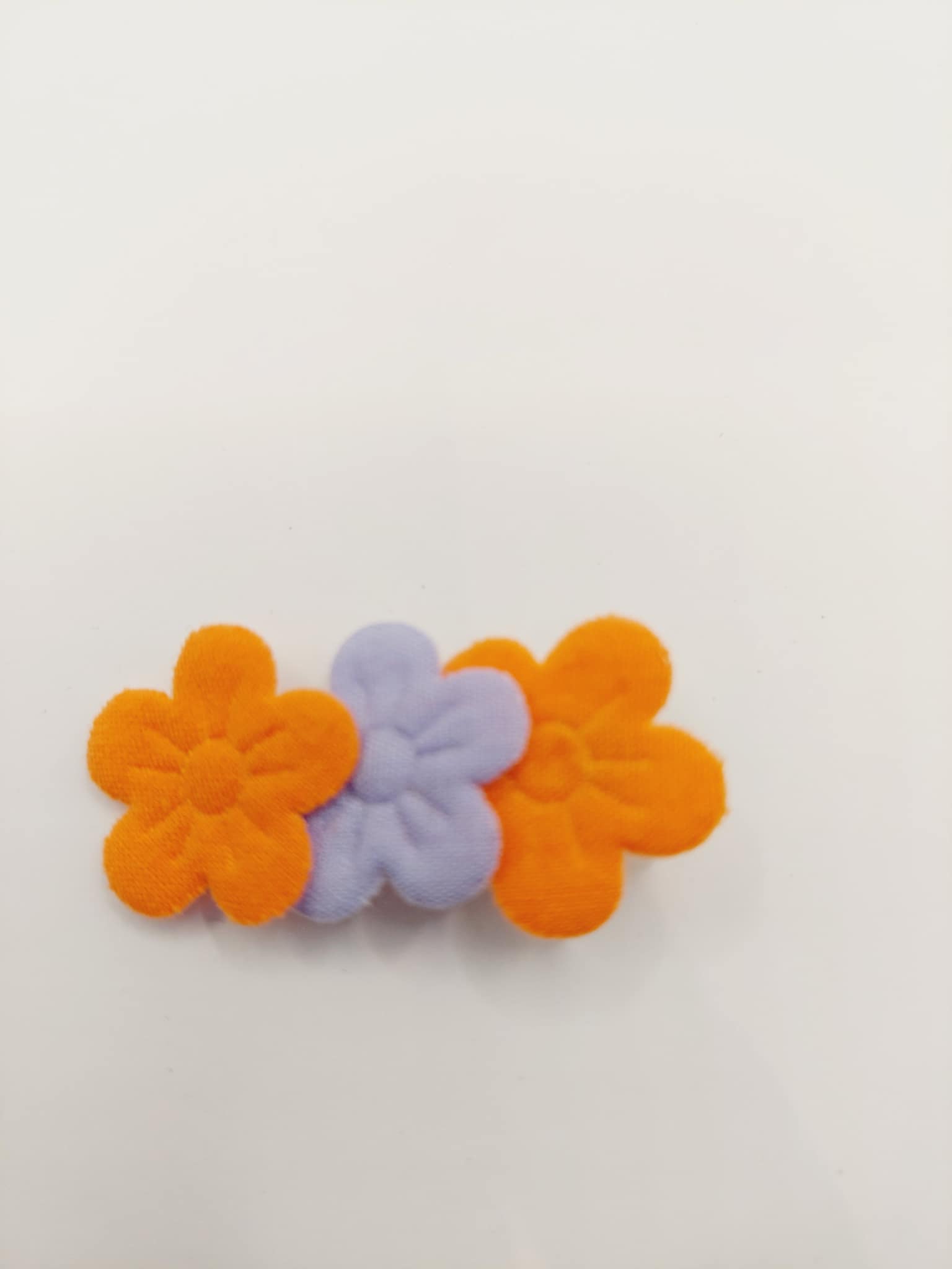 Haarspeld 3 cm aligatorklem met bloemen oranje en paars