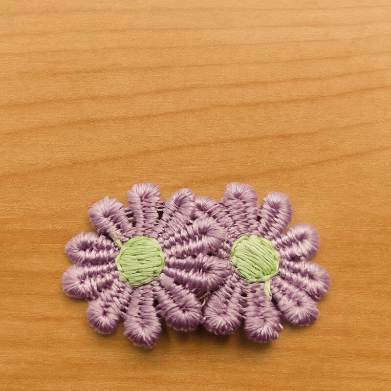 Bloem paars en licht groen