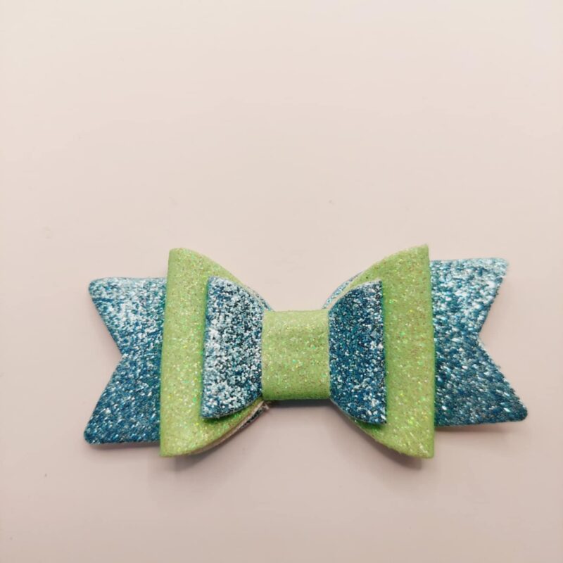 Strik blauw en licht groen glitter