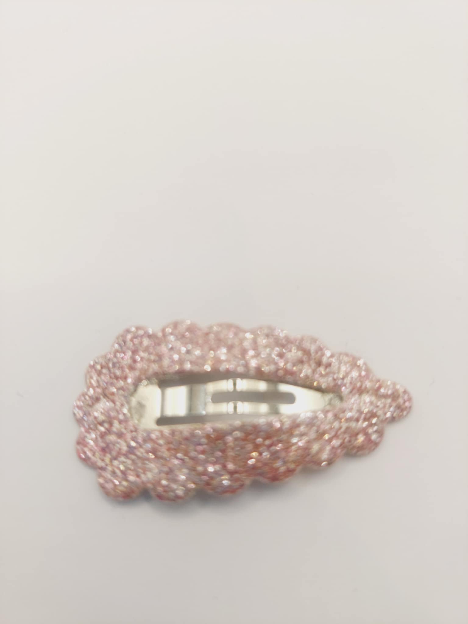 Haarspeld basic 3 cm clip geribbeld licht roze glitter