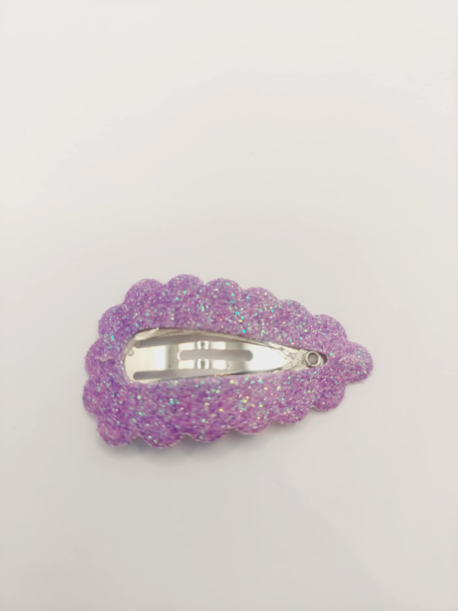 Haarspeld basic 3 cm clip geribbeld paars glitter