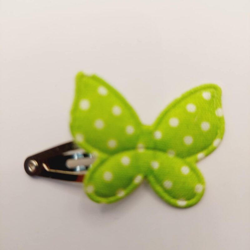 Haarclip van 3 cm met een groene vlinder met bolletjes