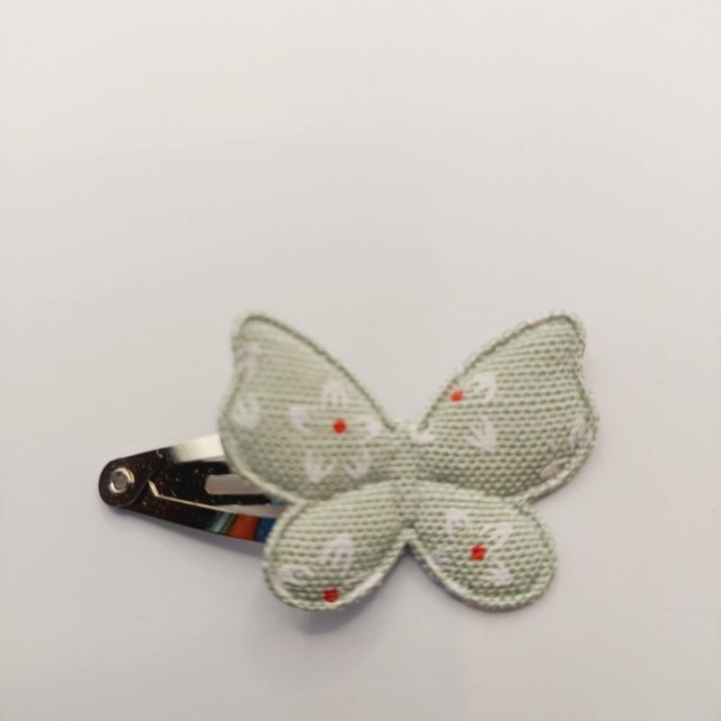 Haarclip van 3 cm met een groene vlinder met bloemmetjes opdruk