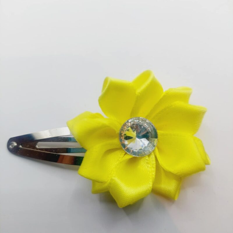 Haarclip 5 cm geel bloem met diamantje