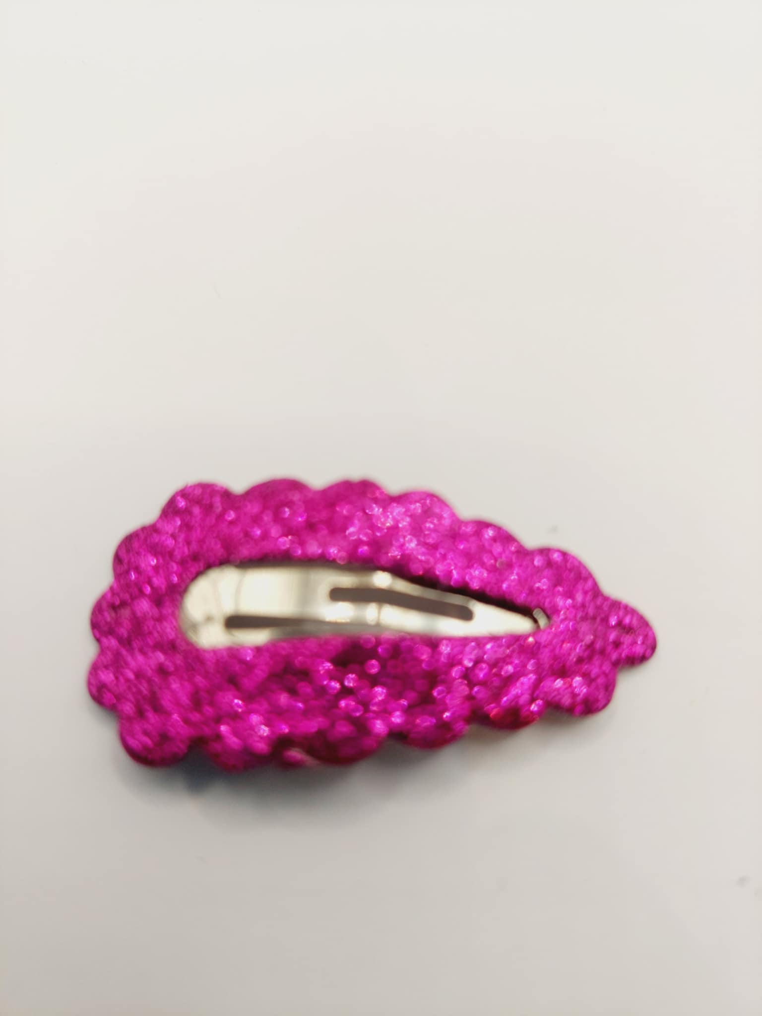 Haarspeld basic 3 cm clip geribbeld paars glitter